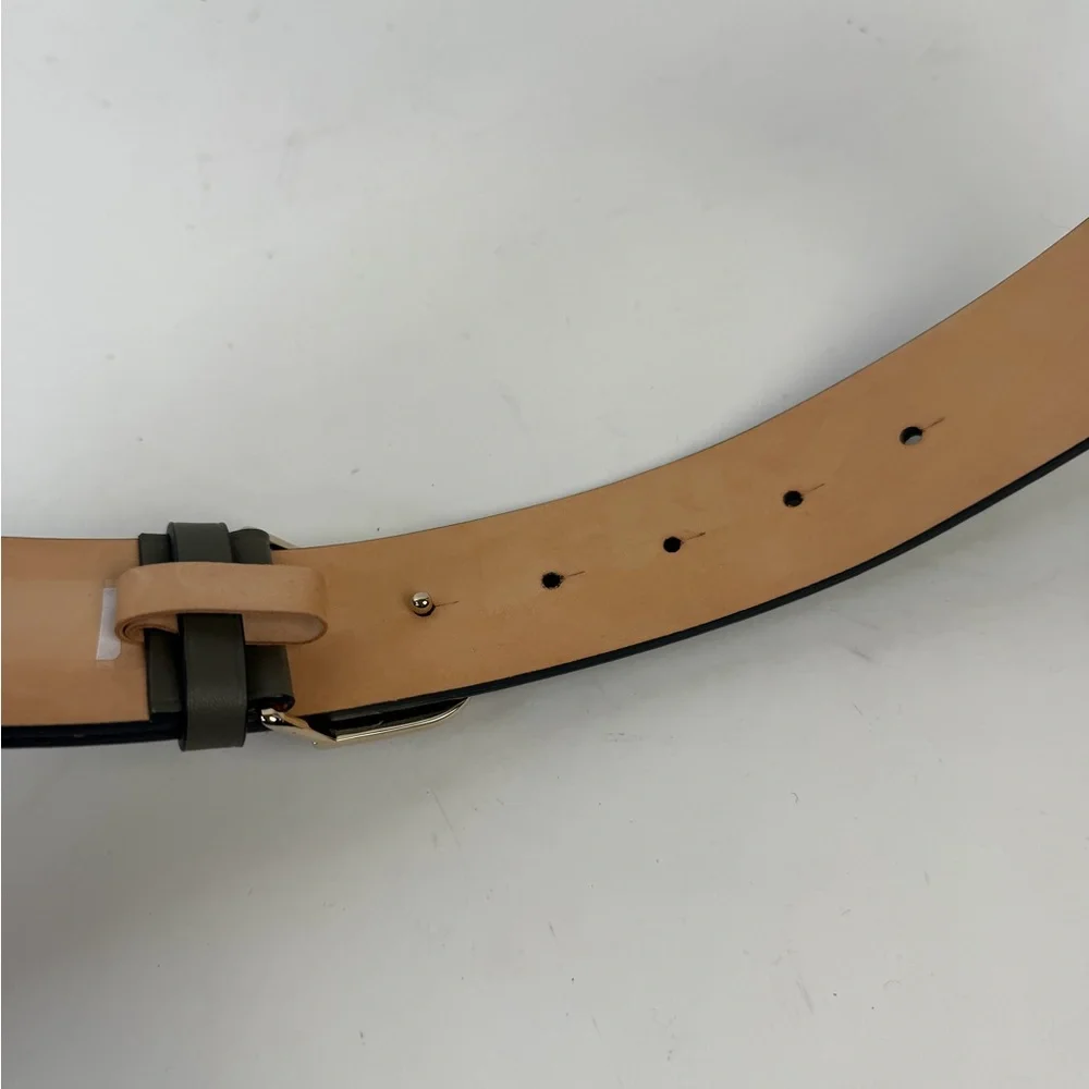 Brooks Brothers Gray Leather B shaped Buckle Belt, Medium